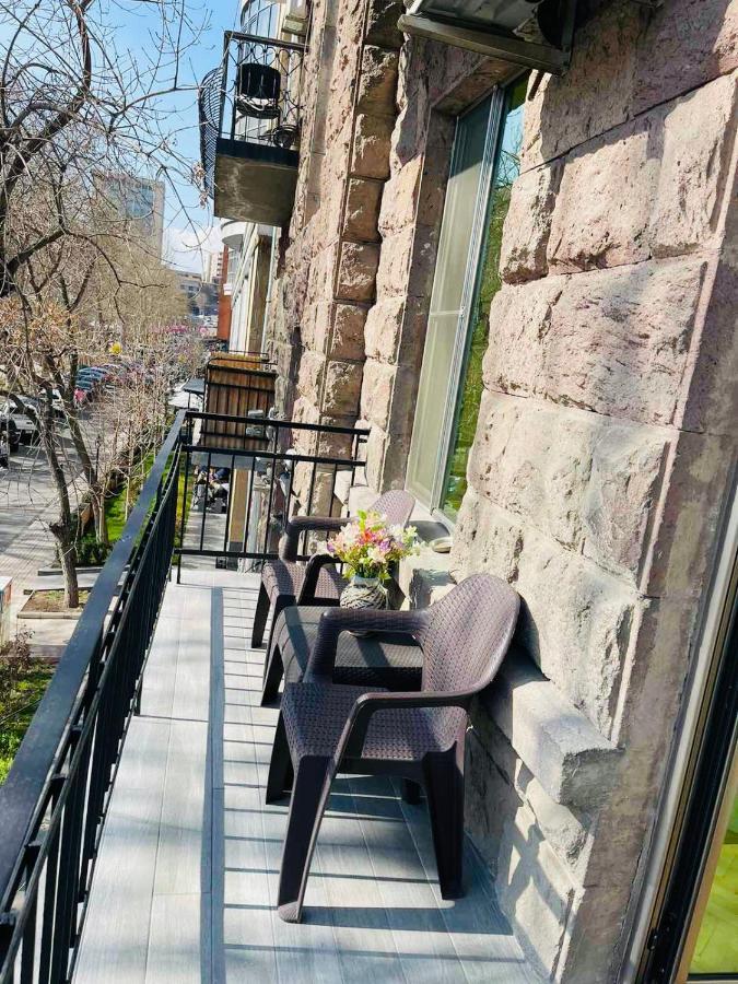 Spacious 2 Bedrooms In The Center Of Jerevan Eksteriør billede